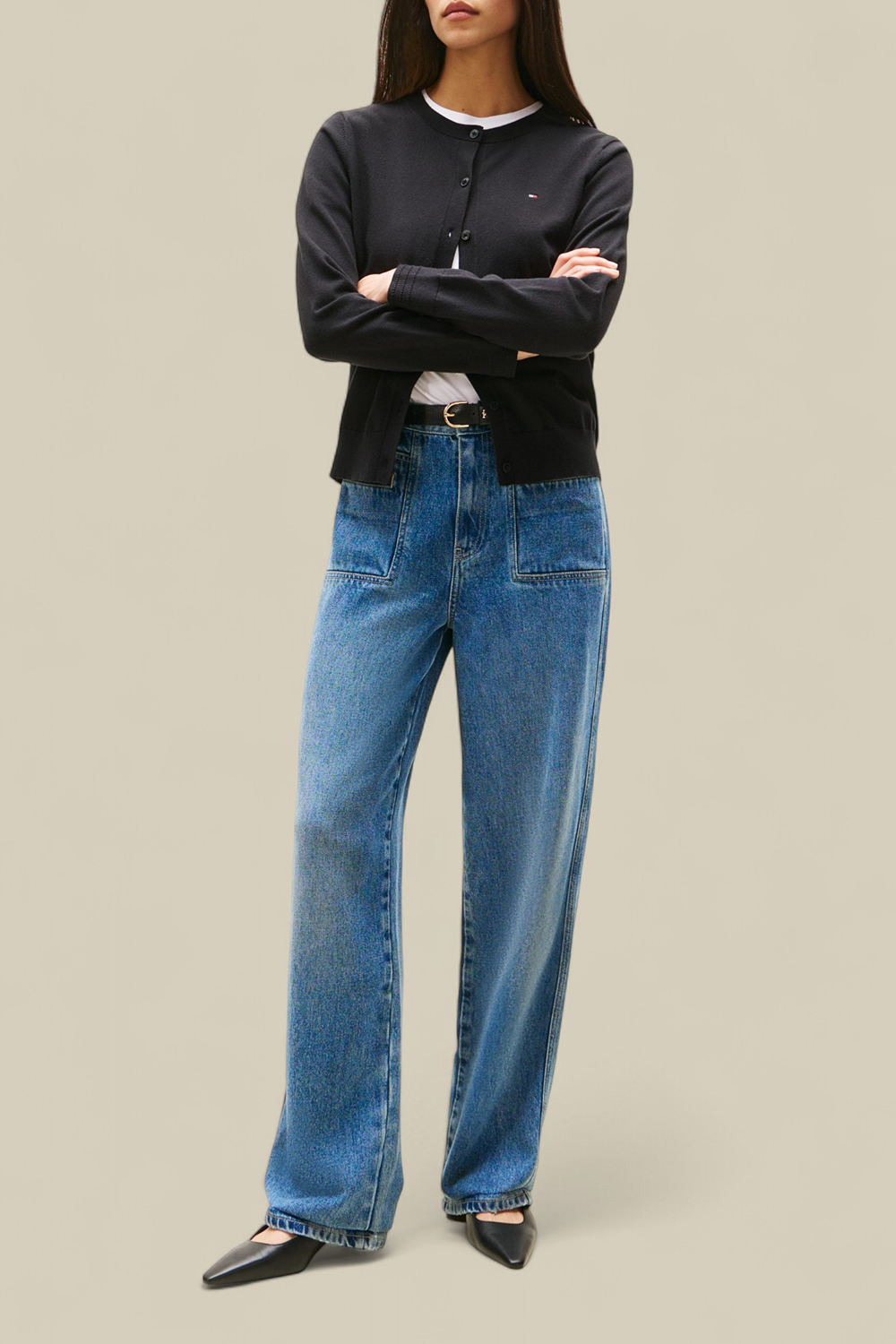 תמונת כל הלוק של קרדיגן